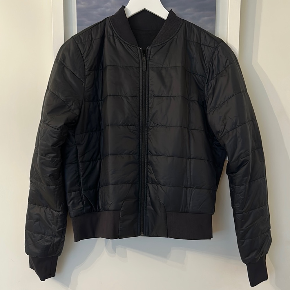 LULULEMON athletica Black Puffer Jacket